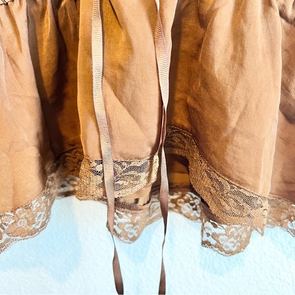 NWT American Eagle Y2K Boho Babydoll Crop Top S Brown Lace Trim V-Neck Cute - Picture 5 of 12